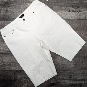 E39 Bermuda Jean Shorts Size 10